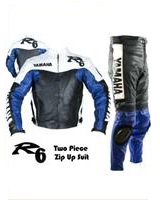 Yamaha R6 Blau Schwarz Weiß Motorradrennen Lederkombi